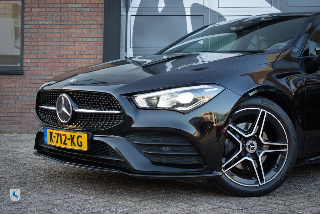51835770-4.jpg